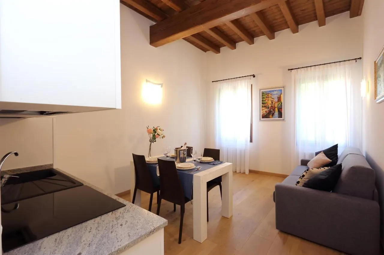 Ca' Del Pittor Apartments - Tiziano Venise